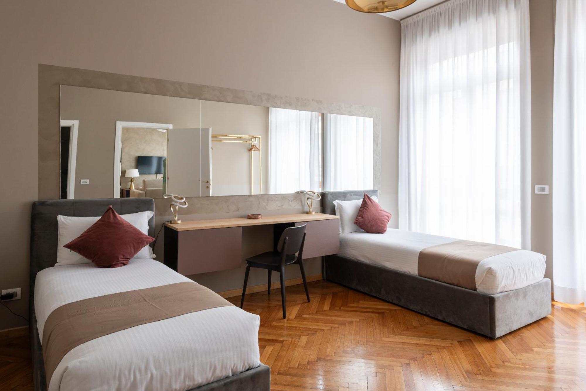 Heart Milan Apartments San Sepolcro Duomo Buitenkant foto